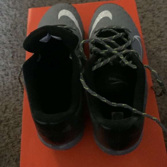 NEW Nike Cleats - Picture 3 of 5